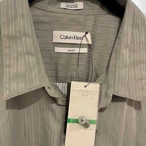 Calvin Klein Gray Button Down Slimfit Large NWT